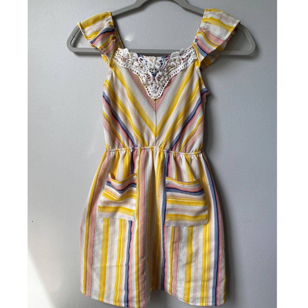 Yellow dress with pearls